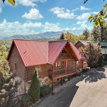 Movie Theater Hot Tub View Mountain Escape Gatlinburg Exterior foto